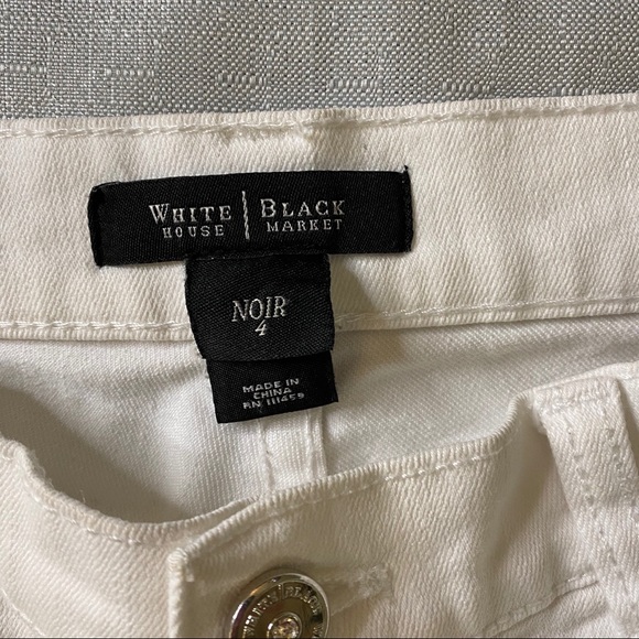 White House Black Market white shorts size 4 - Picture 3 of 4